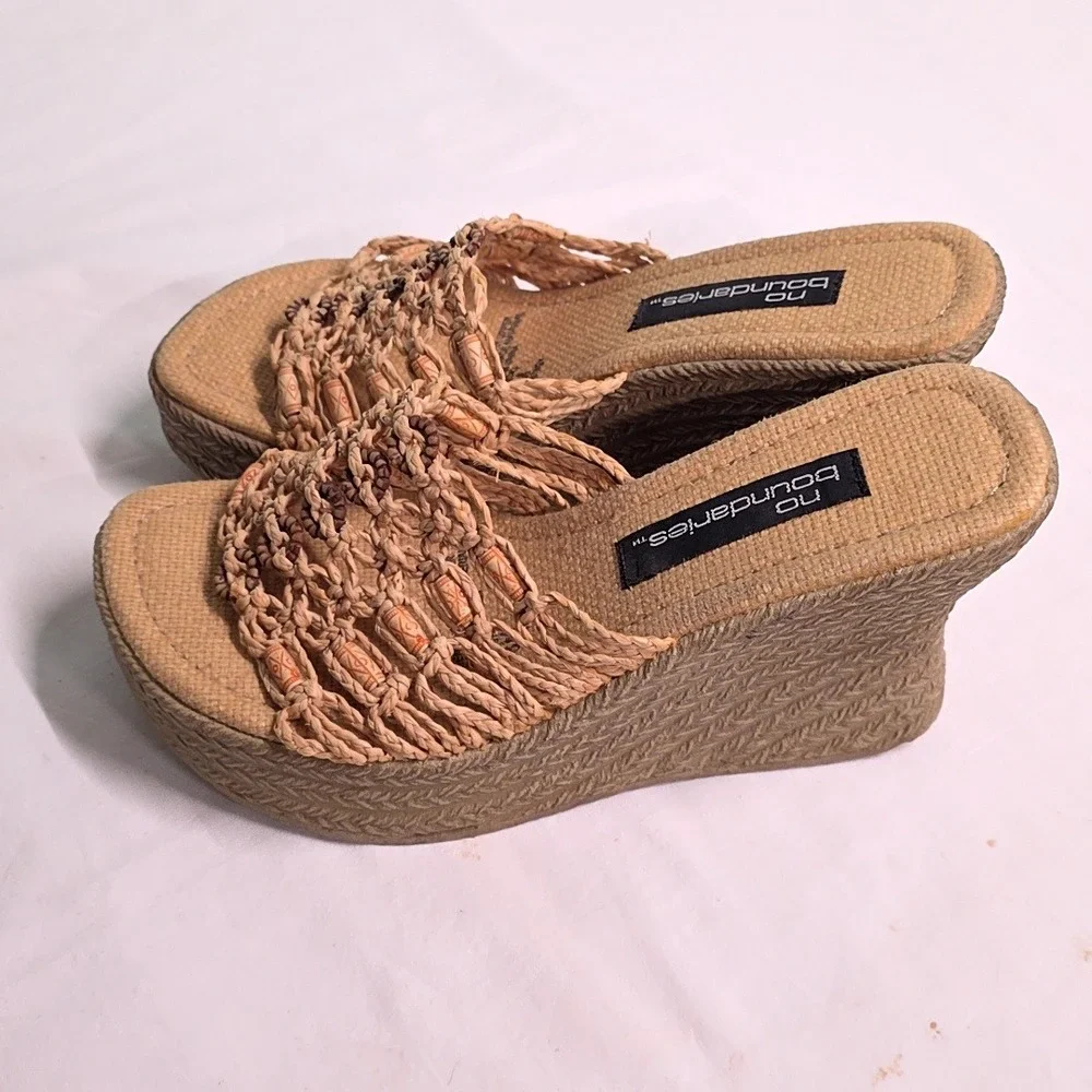 No Boundaries Platform Wedge Sandals Women 8M Tan Macrame Beaded Vintage Y2K